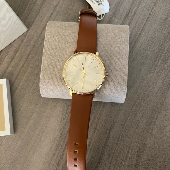 Michael Kors Pyper Crystal White Sunray Dial Ladies Watch MK2740 - Picture 11 of 14